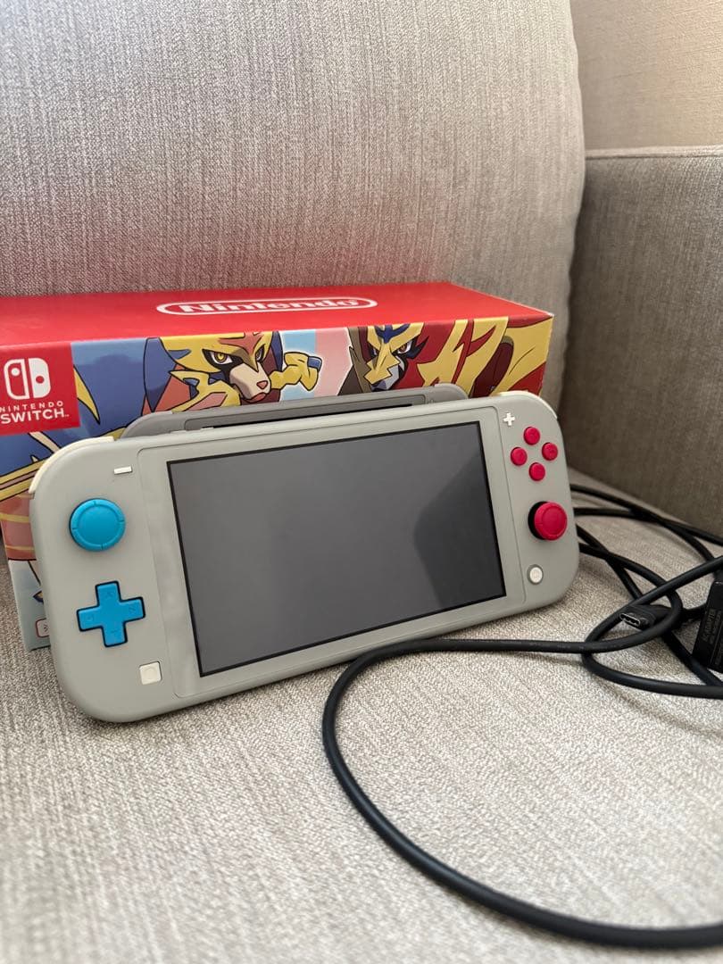 ポケモン限定版 Nintendo Switch Lite 箱・充電器付き - メルカリ
