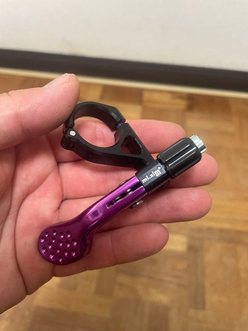 Kind Shock E30i 27.2mm ドロッパーシートポスト おまけ付き