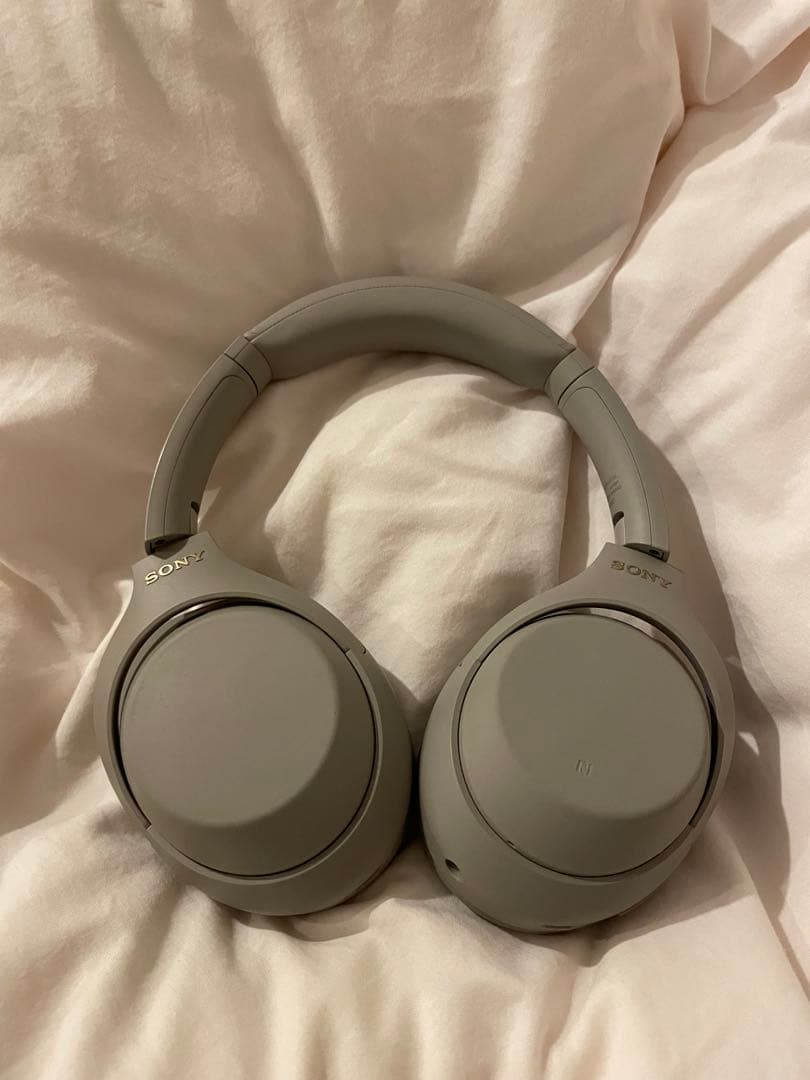 SONY ワイヤレスヘッドセット グレー WH-1000XM4ヘッドホン - メルカリ