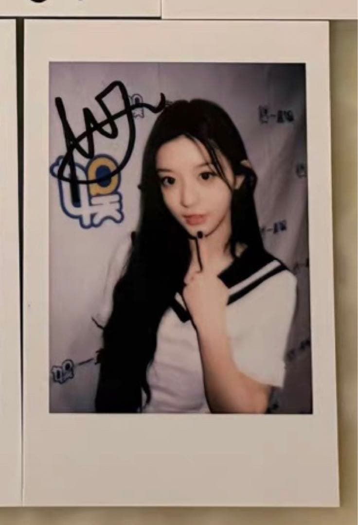 illit 一直娱 yizhiyu 広州当選者限定 トレカ ミンジュ ILLIT ミンジュ トレカ yizhiyu 2.0 BOMB 特典 - メルカリ