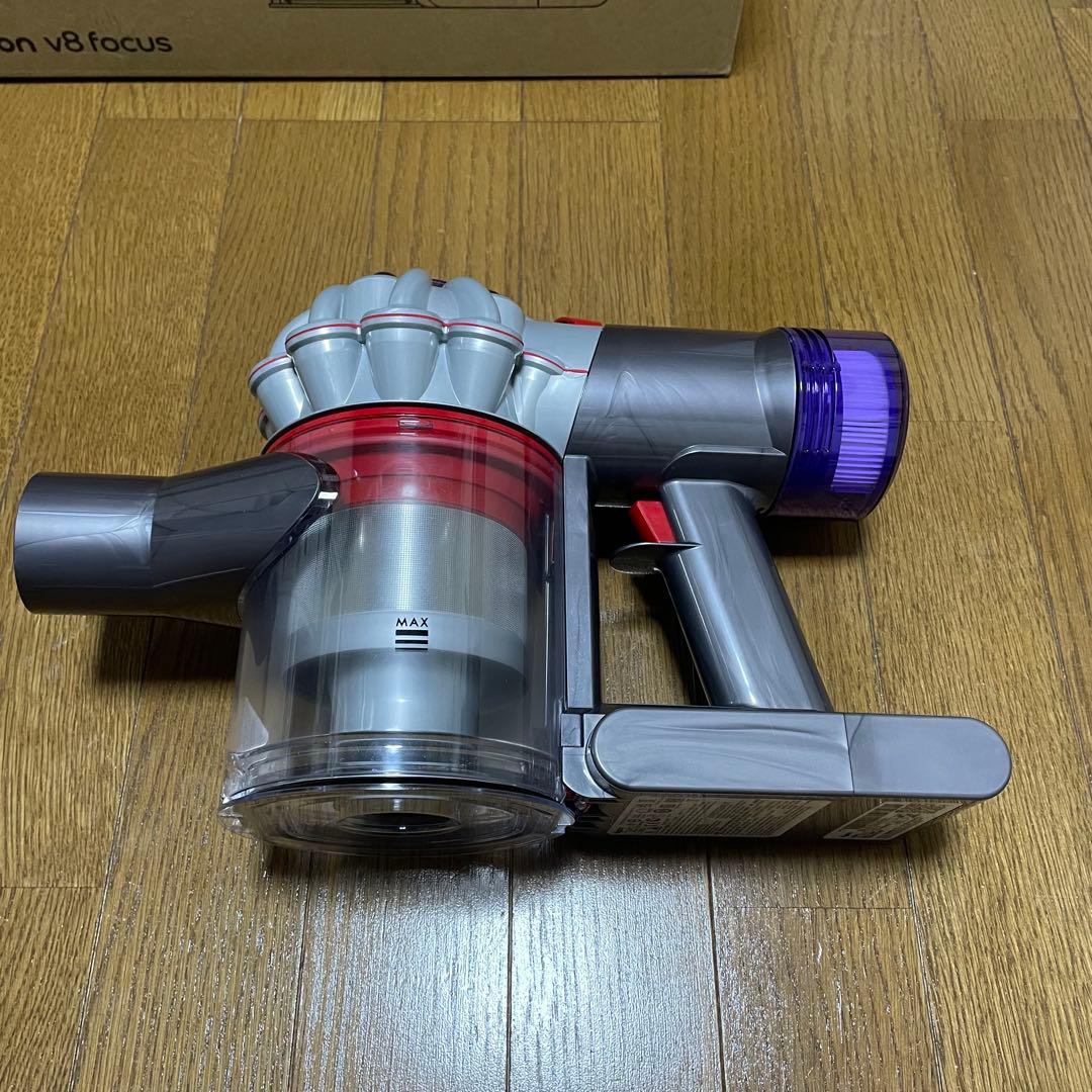 《超美品》Dyson V8 Focus Clean HH15 動作品　付属品完備