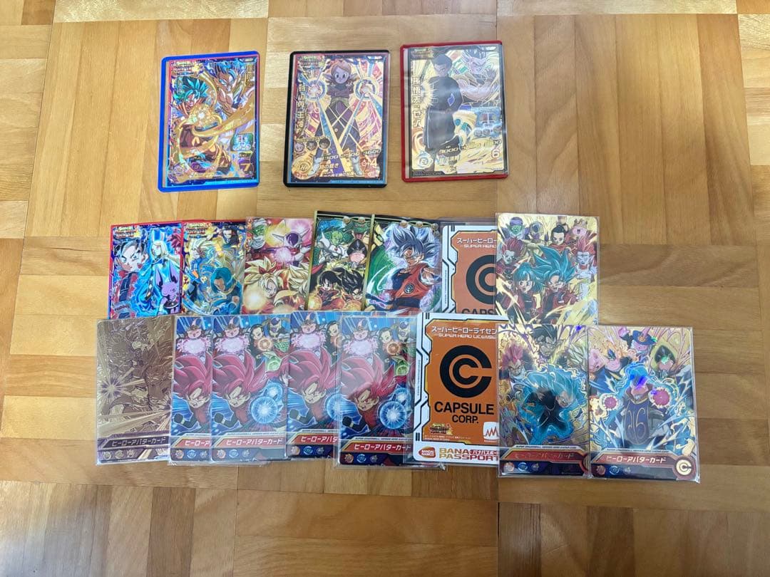ドラゴンボールヒーローズ引退品まとめ売り スリーブバインダー付き