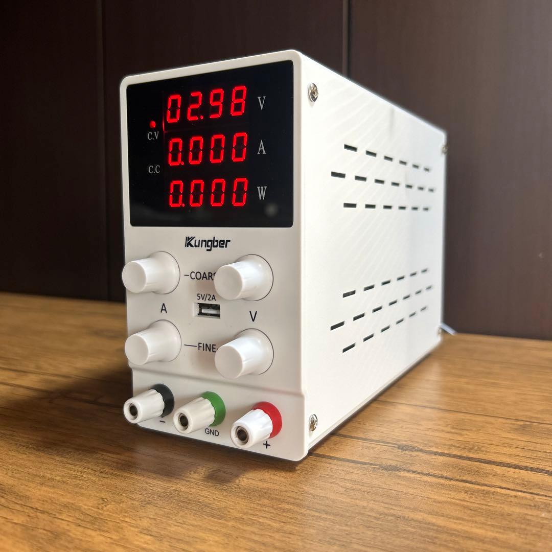 Kungber 安定化電源 (0-30V 0-10A) SPS3010 ホワイト - メルカリ