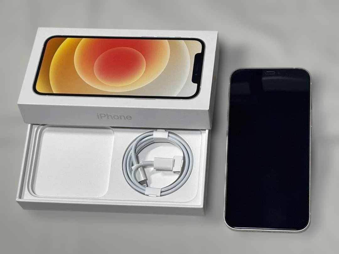 iPhone12 128GB ホワイト SIMフリー 箱＋新品の充電ケーブルあり