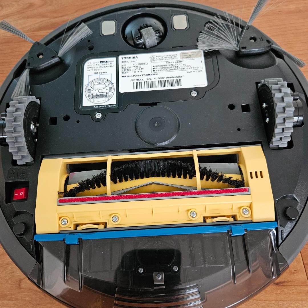 東芝家庭用自走式クリーナー「Smarbo(スマーボ)」 VC-RB100(L) - メルカリ