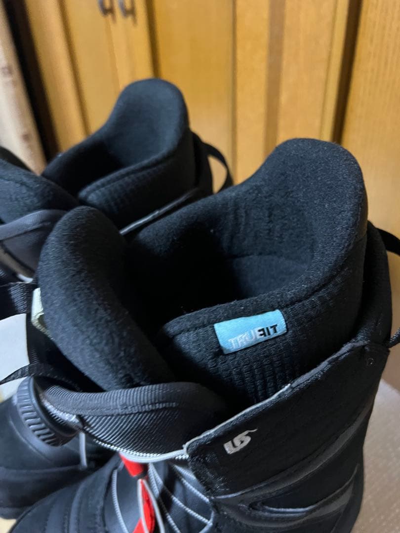 美品　バートン STARSTRUCK BOA 24.5cm レディース