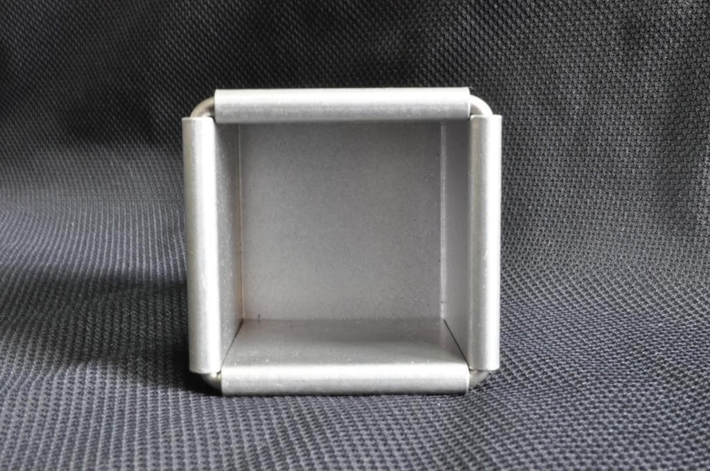 アウトレット】ミニサイズ5センチ角キューブ パン焼き型12個セット