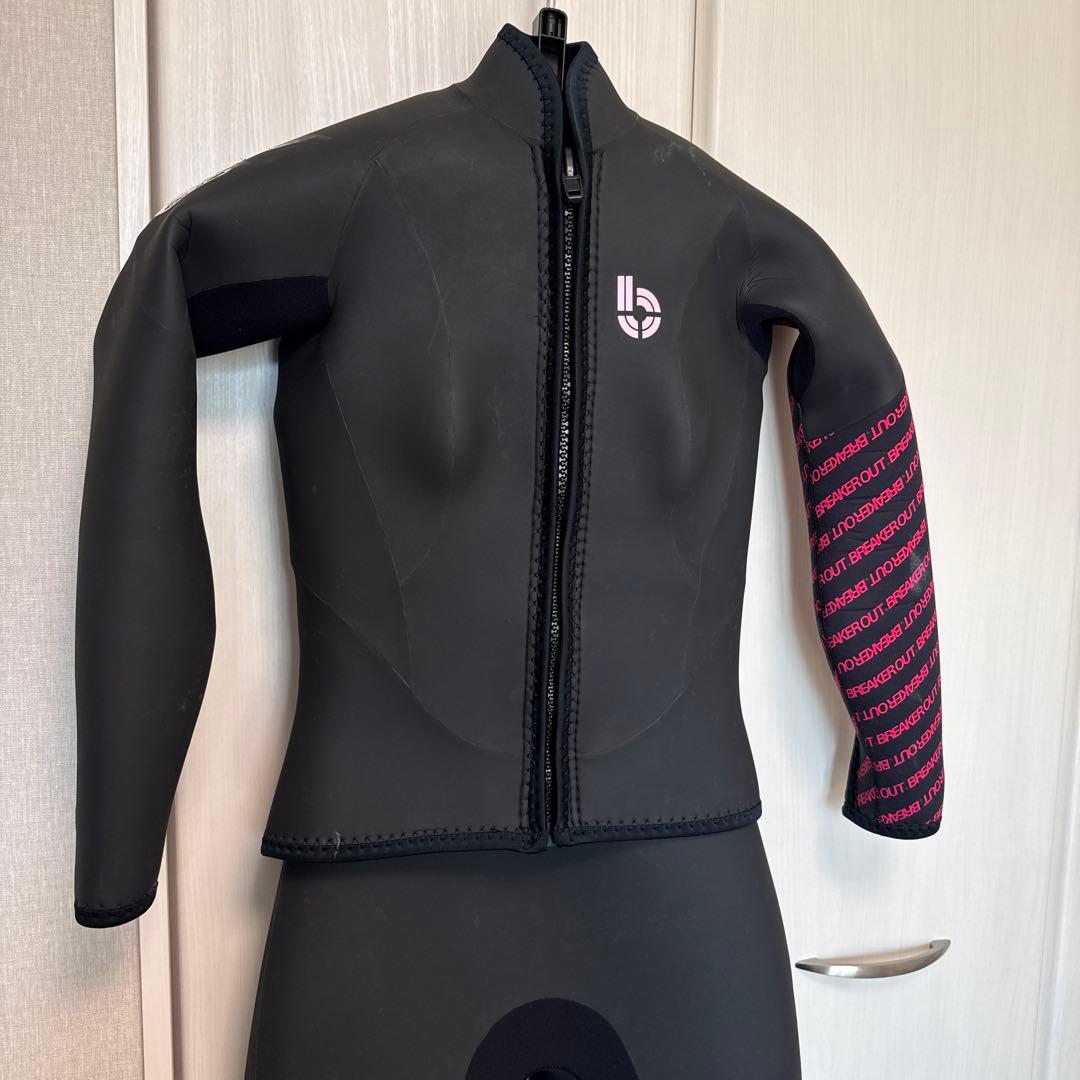 ウェットスーツ　オーダーメイド　レディース　ブレイカーアウト　ハンガー付き カスタムオーダー 2025 BREAKER OUT ウェットスーツ セミドライ