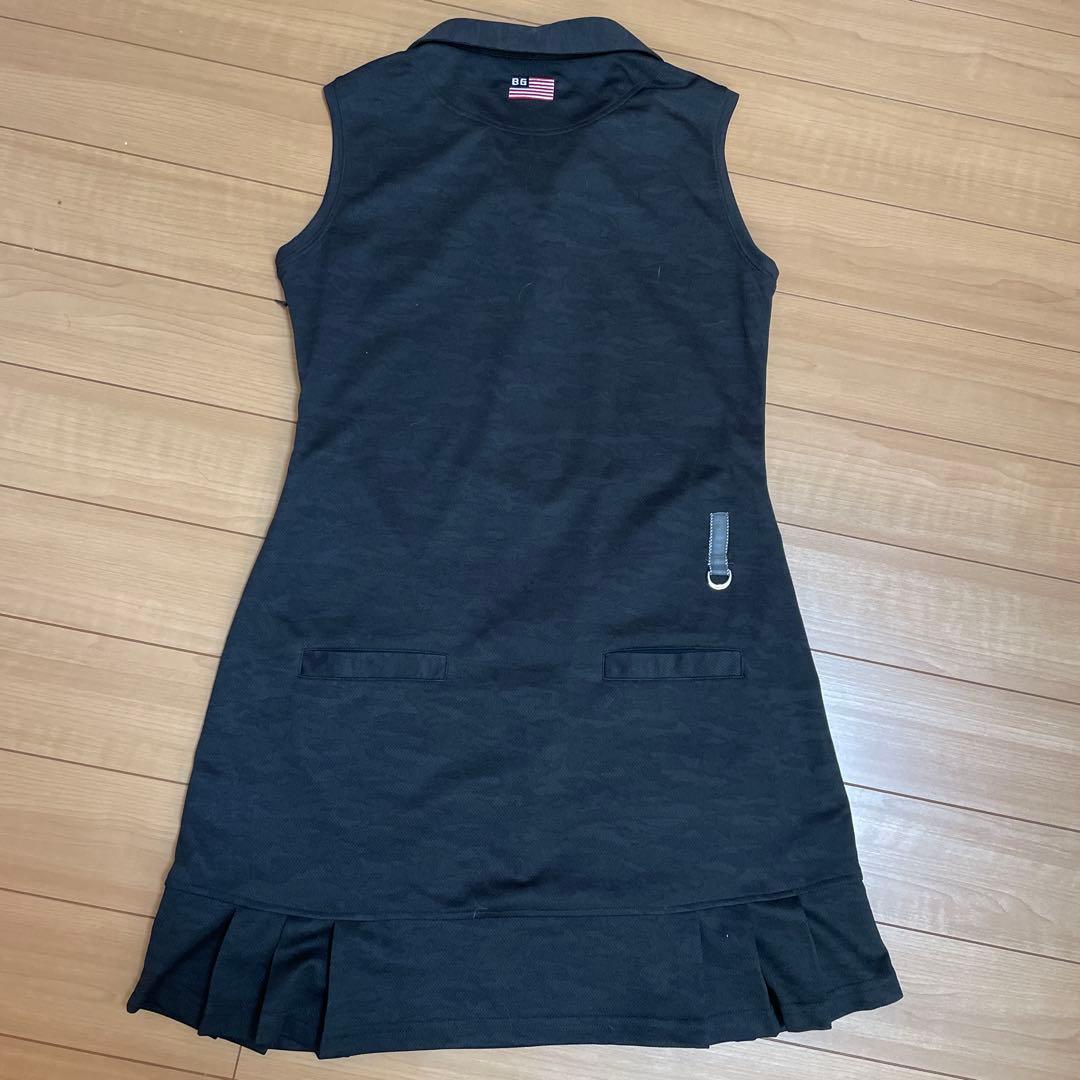 美品ブリーフィングゴルフワンピース迷彩ノンスリーブM