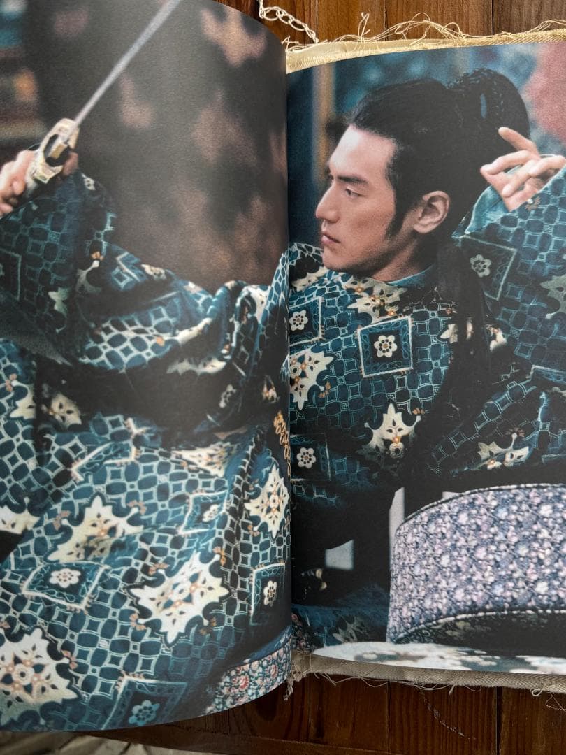 MY LIFE in the MAKING ワダエミの衣装世界 サイン入り - メルカリ