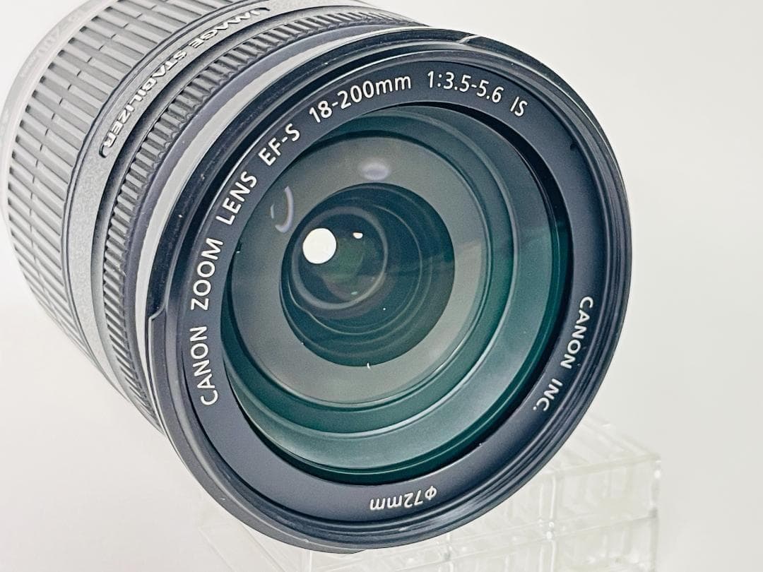 美品★Canon EF-S 18-200mm f/3.5-5.6 IS キヤノン