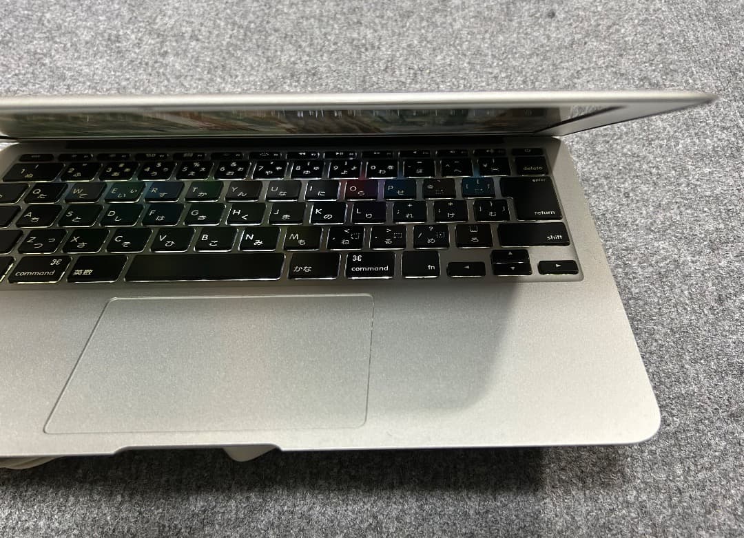 MacBook Air Mid 2013 11インチ Sequoia 完動品 - メルカリ
