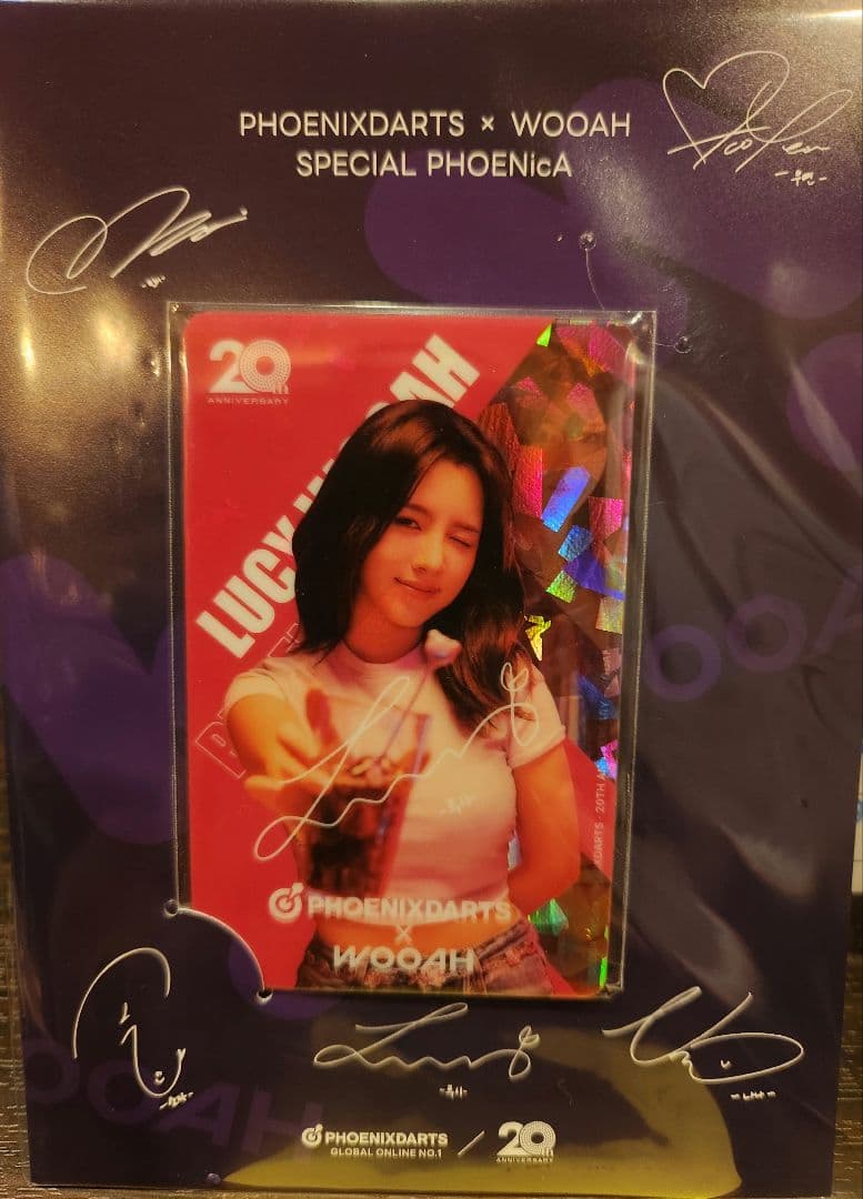PHOENIXDARTS x WOOAH サイン入りカード - メルカリ