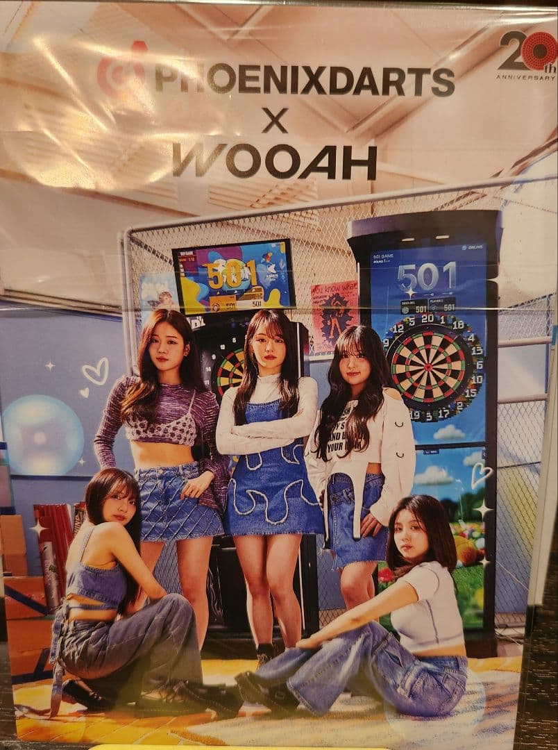 PHOENIXDARTS x WOOAH サイン入りカード - メルカリ