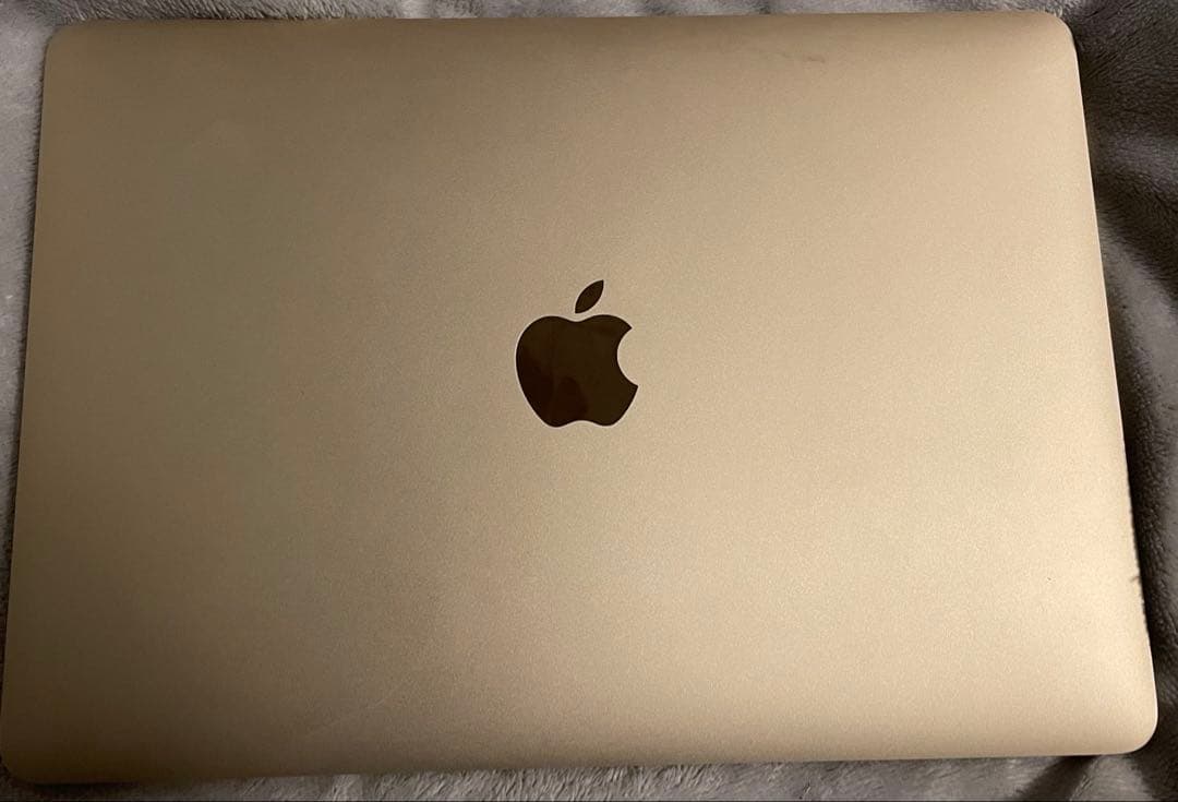 ゴールド MacBook 本体 今回はやりすぎ？ USB-Cポートだけのアップル「MacBook」レビュー