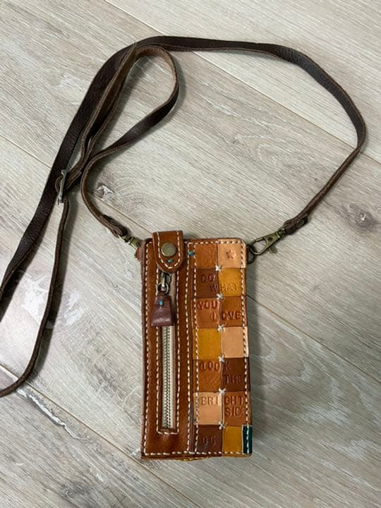 iPhone11pro革製縦開きケース iPhone11 Pro ケース 手帳型 おしゃれ ブランド 本革 イタリアンレザー