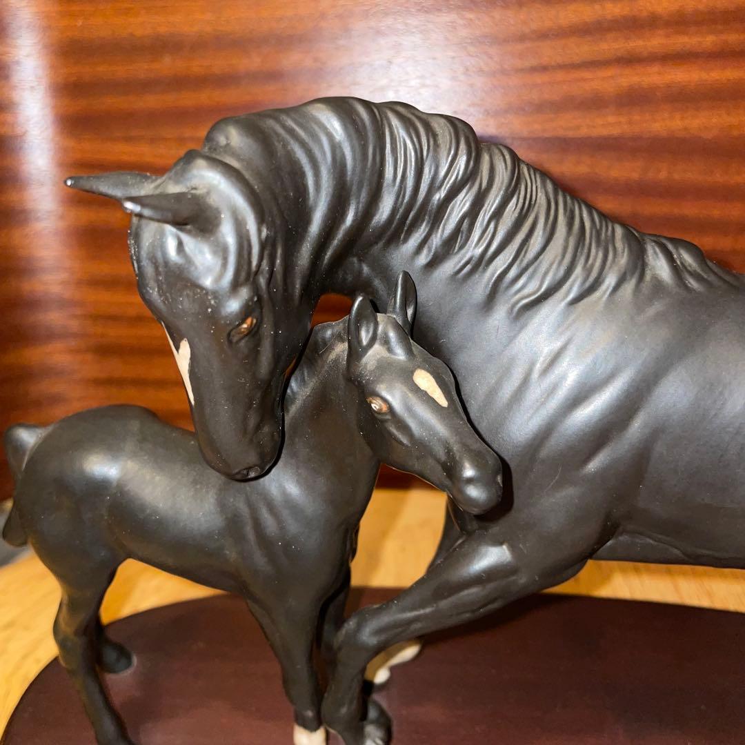 ロイヤルドルトン 馬 置物 Black Beauty ＆ Foal - メルカリ