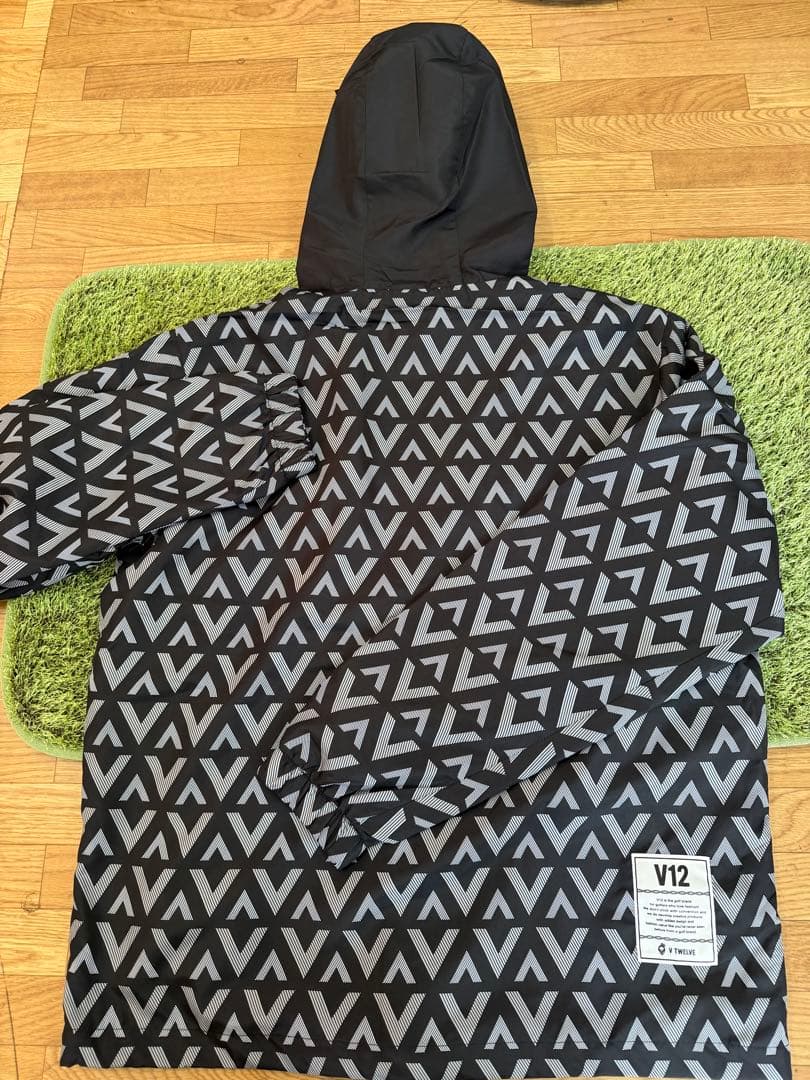 34,100V12/LV2JKTフード付ナイロンジャケットパーカーレインウェア