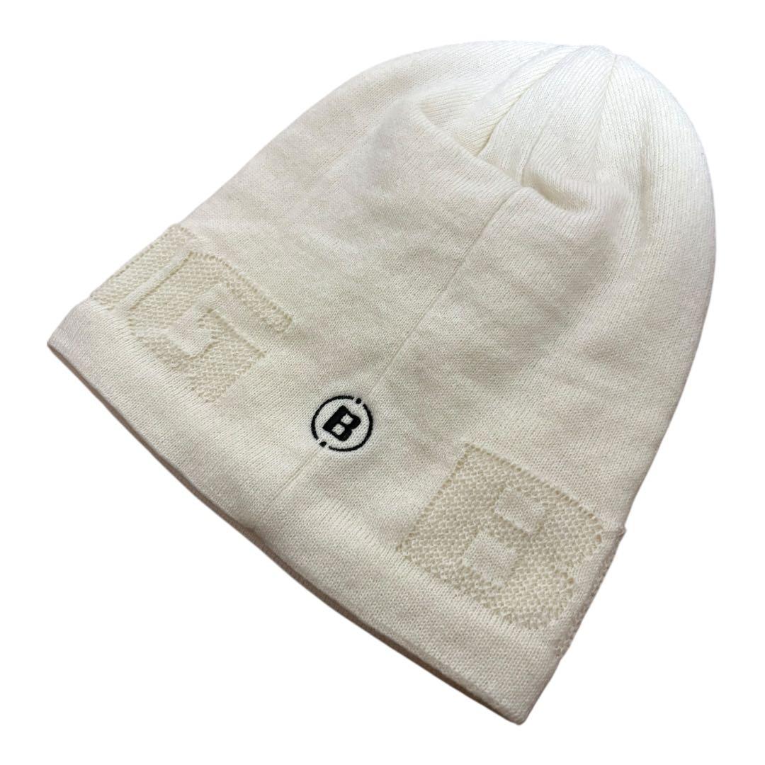 BRIEFING ホワイトニットビーニー ロゴ入り - メルカリ