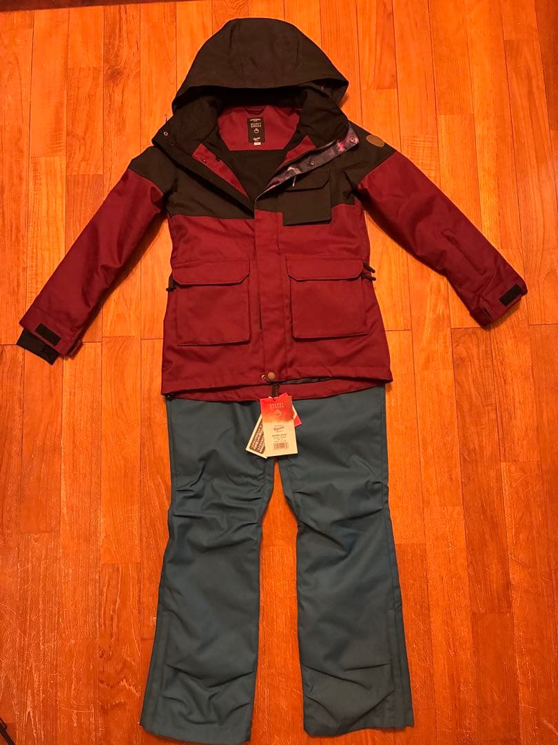 【新品未使用に近い】スノーボードウェアセット女性用★SecretGarden★ Nスノーボードウェア レディース スキーウェア スノボウェア 上下