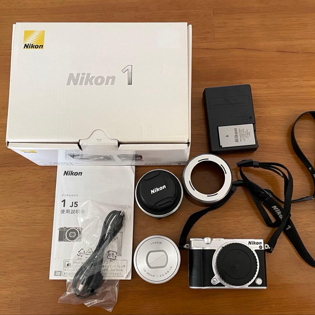 Nikon 1 J5 ミラーレスカメラ レンズ2本セット【動作確認済み】 Nikon 1 J ニコン ミラーレス J5 ダブルレンズキット シルバー 中古 Wi