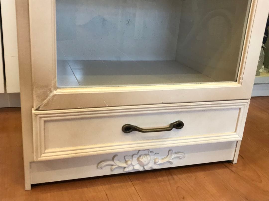 専用☆ salut!/サリュ ロココ調 キャビネット ガラス飾り棚 ホワイト