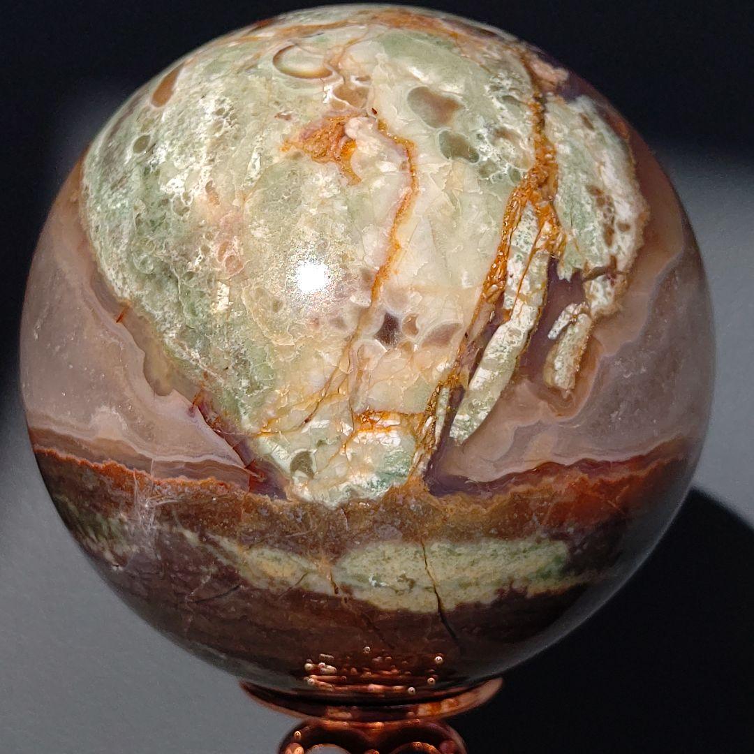 虹多数　マネーアゲート　水晶　スフィア　台座付き　天然石　レインボー　7.2cm