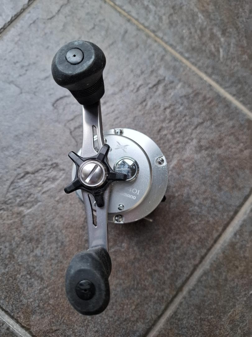 ハルハルさん専用 カルカッタ401 （シマノ） 左ハンドル - メルカリ