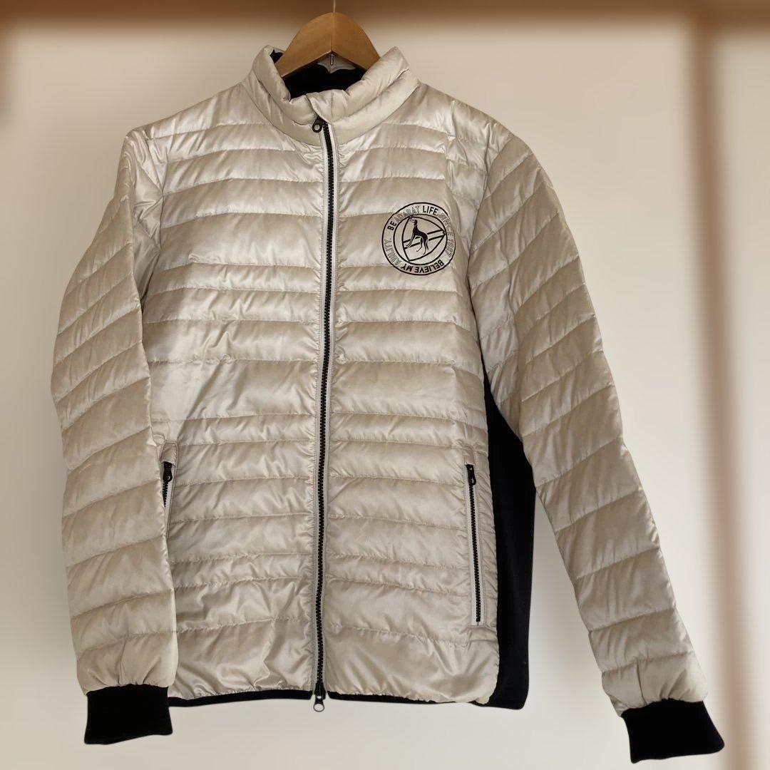 ADABAT メンズゴルフダウンジャケット　M寸 Amazon | アダバット ゴルフ フルジップ ダウンブルゾン メンズ ADBF