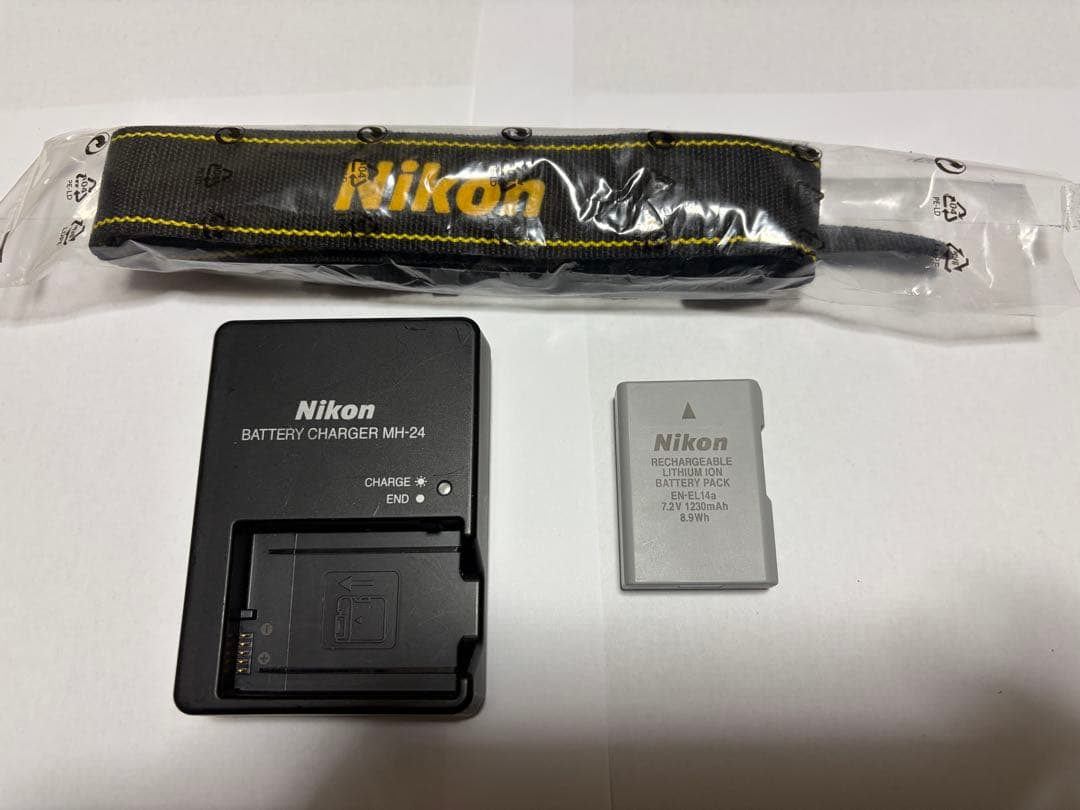 Nikon D3500 18-55 VRレンズキット シャッター数258回 - メルカリ