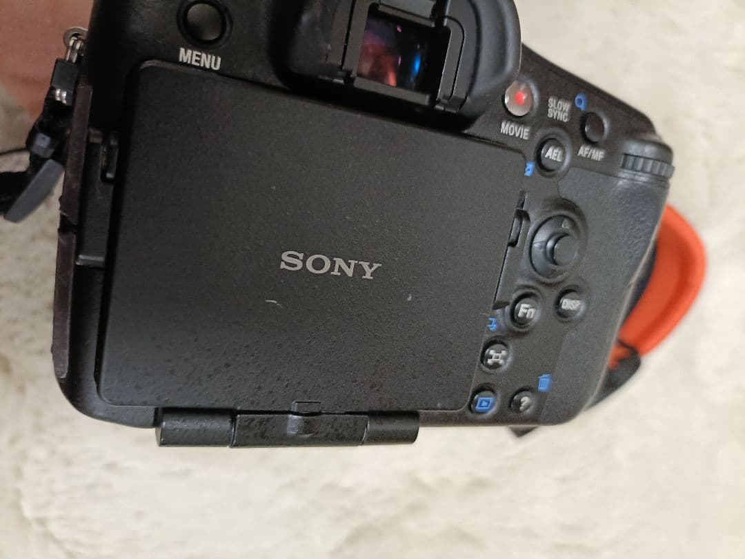 美品SONY α77+DT16-105mmf3.5-5.6