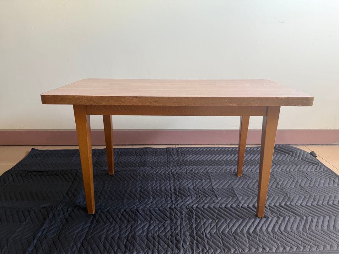 【アンティーク】カフェテーブル　（参議院/三越納入の銘） アンティーク調 カフェテーブル zta-208-y129 – レンタルアンティーク