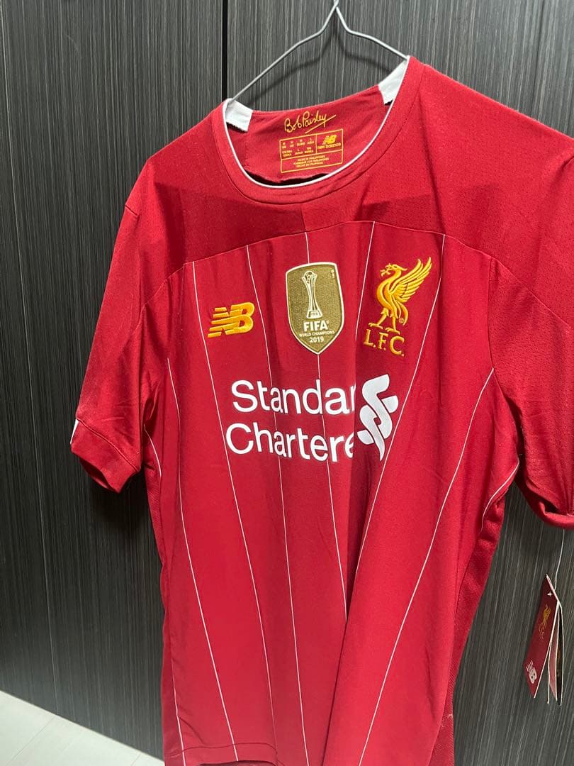 リヴァプール 19/20 優勝記念ユニフォーム - メルカリ