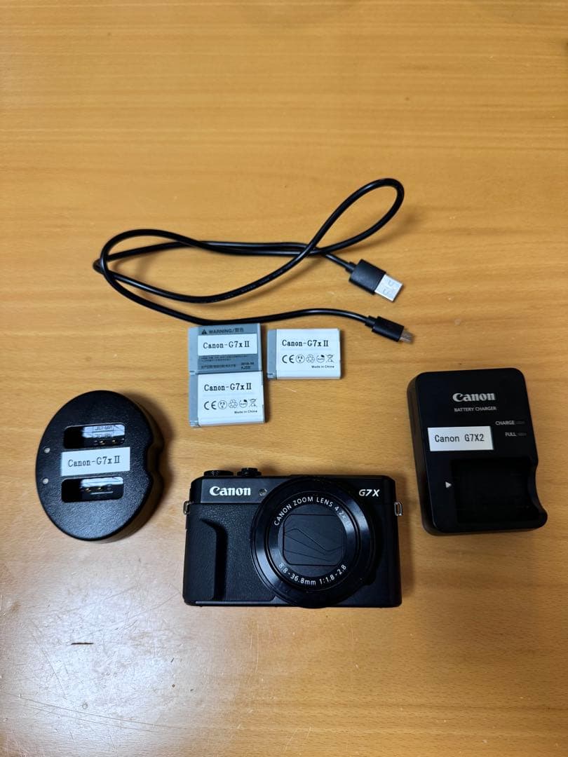 Canon G7 X II 本体 + バッテリー2個 + 充電器 - メルカリ