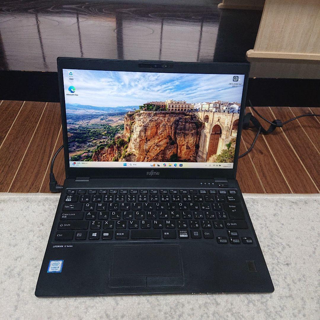 Fujitsu LIFEBOOK U939/Bメモリ4GB SSD office