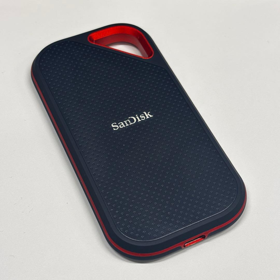【上位モデル】SanDisk 4TB Extreme PRO Portable SDSSDE824T00G25_003_grande.png