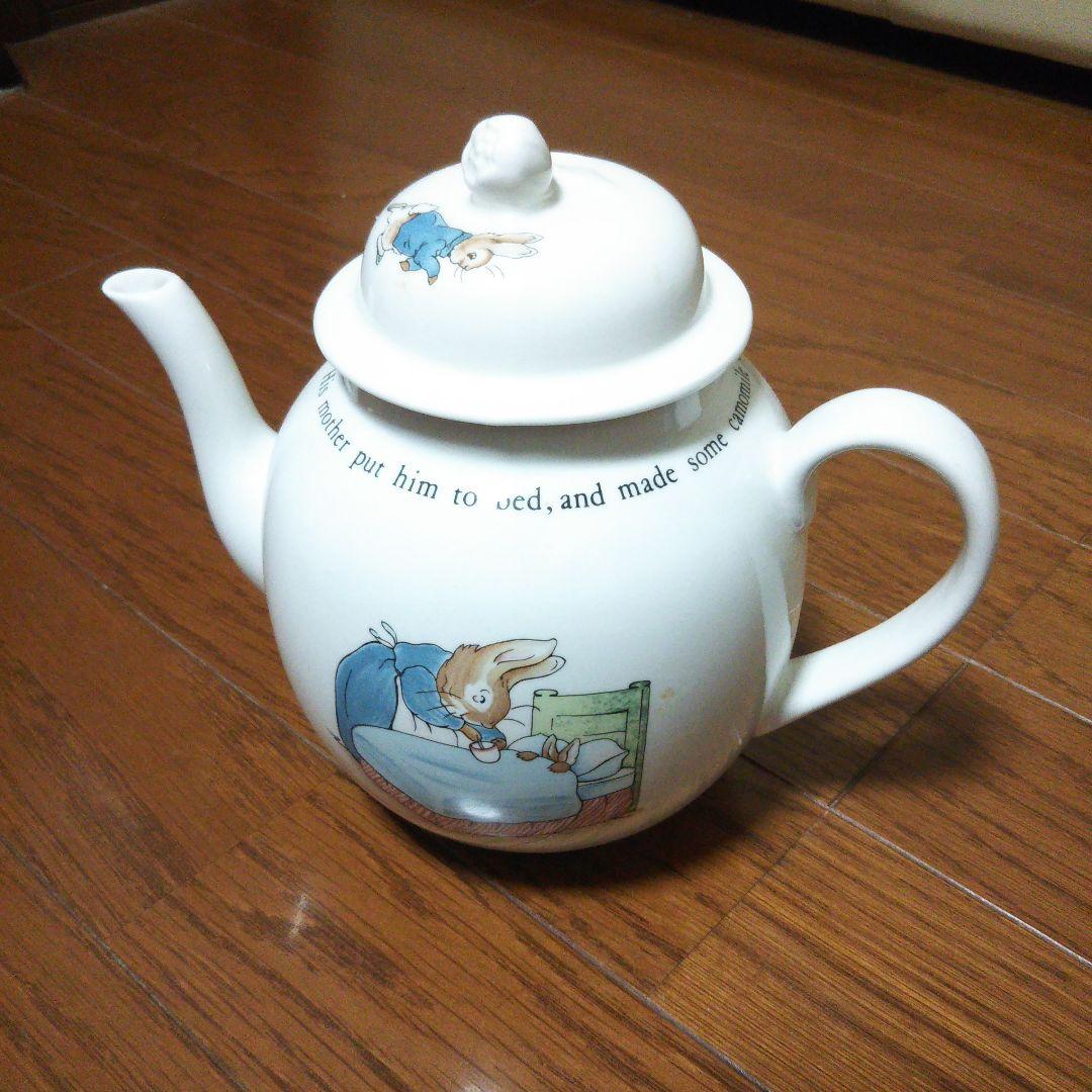 ウエッジウッドピーターラビットのティーポットです。未使用で綺麗です。 WEDGWOOD - 【美品】旧ロゴ ウェッジウッド☆ピーターラビット