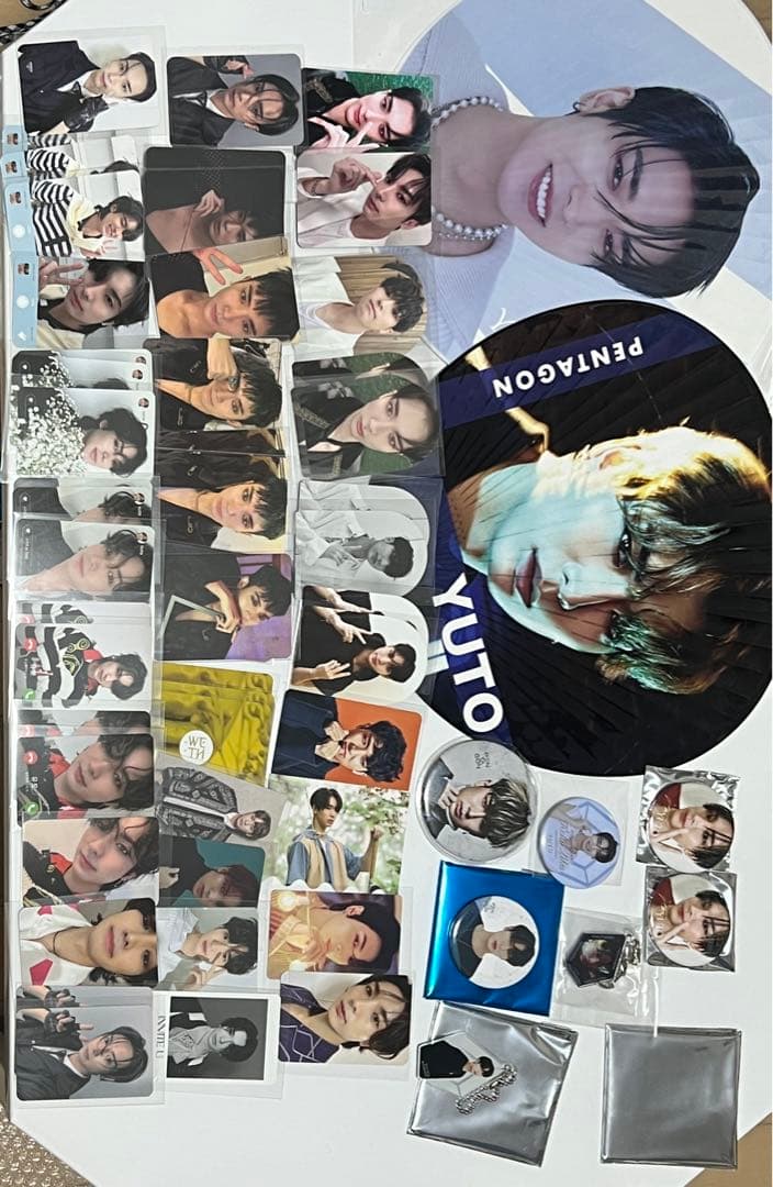 PENTAGON ユウト 安達祐人 トレカ うちわ セット 缶バッジ - メルカリ