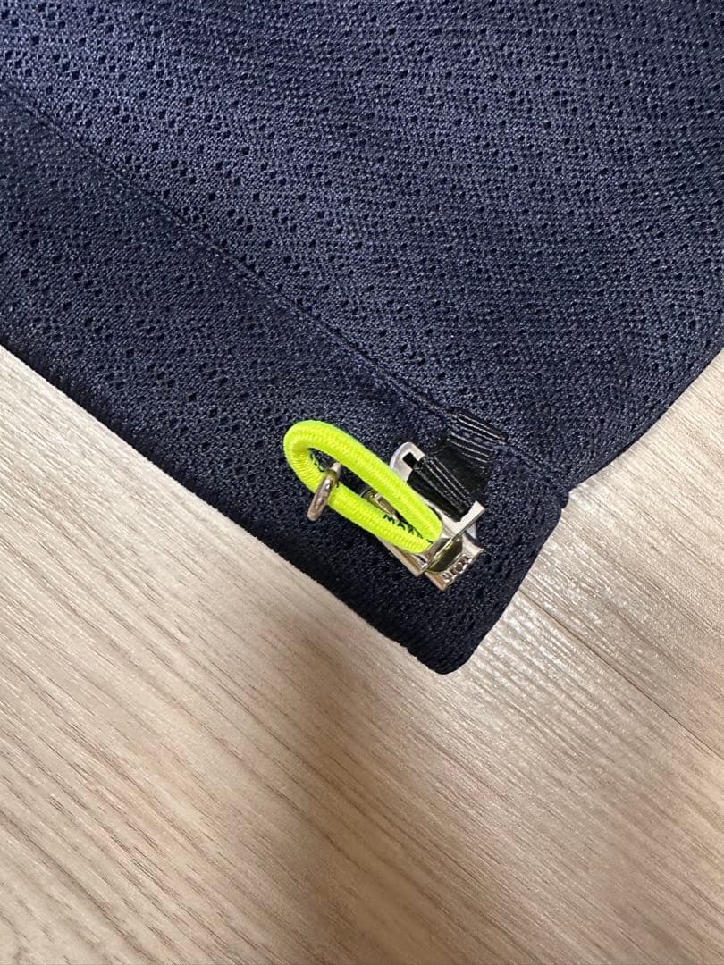 MARK & LONA ネイビー Vネックベスト - メルカリ