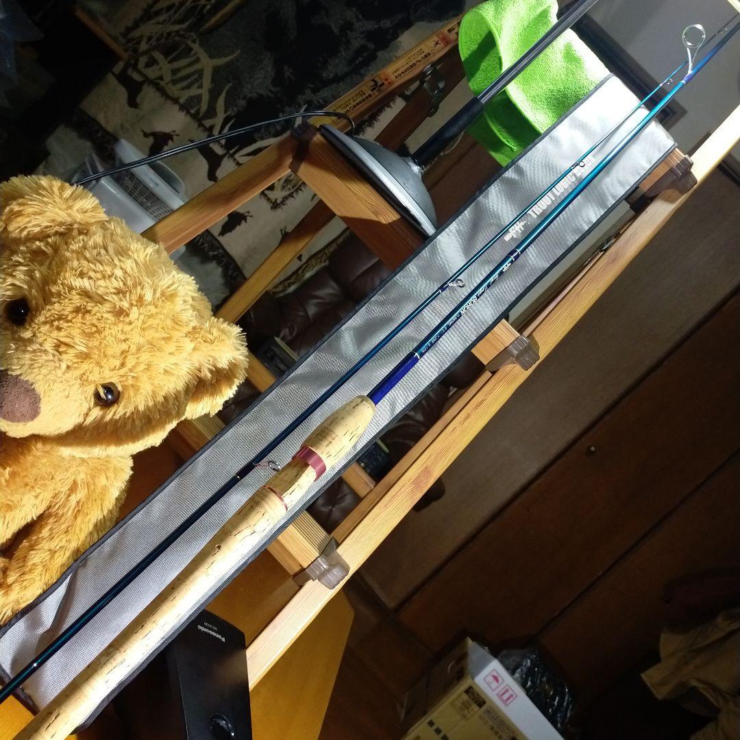 フィールドハンターTROUT LOGIC BORON トラウトロッド ケース付き