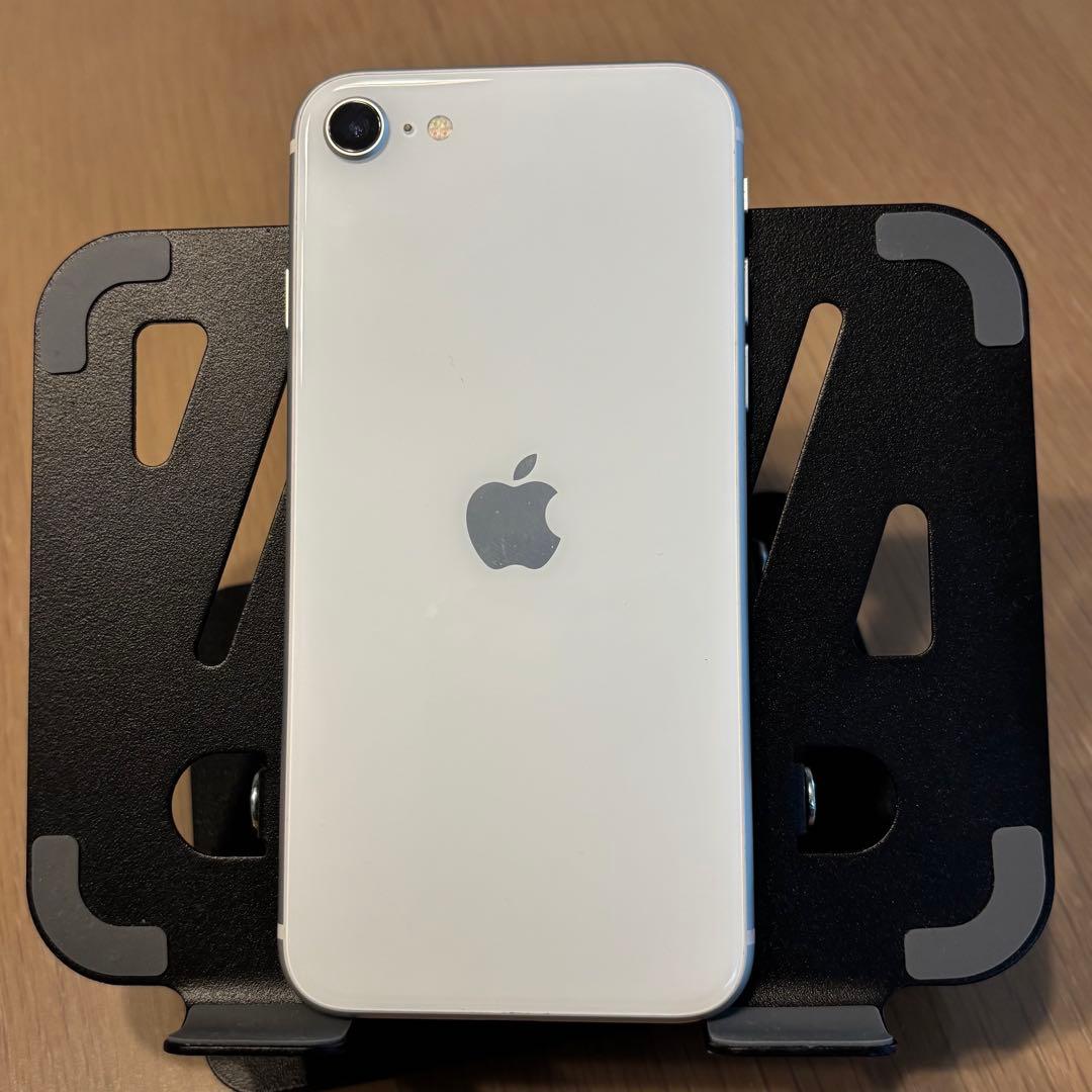 iPhone SE (第2世代) の128GB Apple iPhone SE (第2世代) 128GB SIMフリー 価格比較 - 価格.com