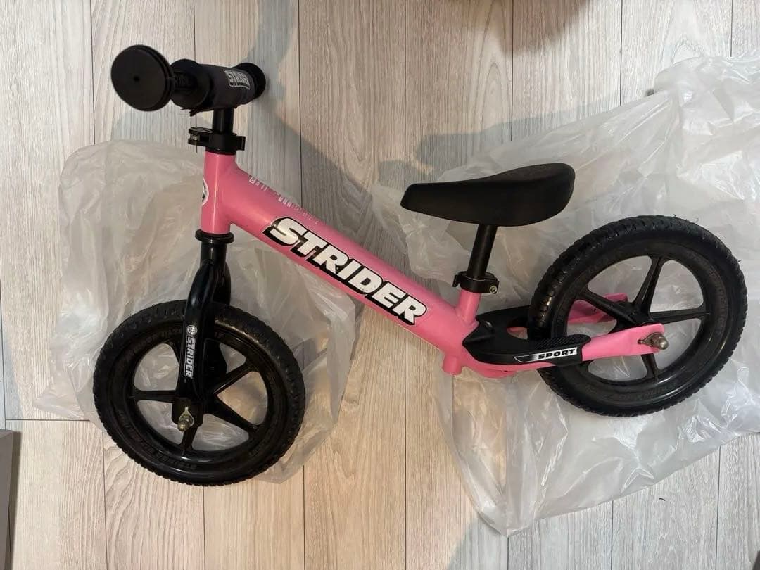 STRIDER ストライダー ピンク バランスバイク STRIDER ストライダー ランニングバイク スポーツモデル サンライズ