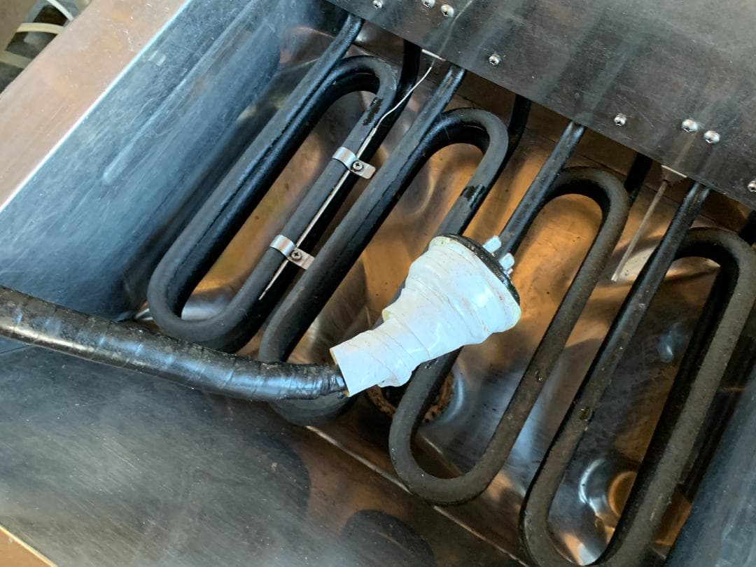 マルゼン　業務用電気フライヤー　MEF -18C　三相　２００V　③