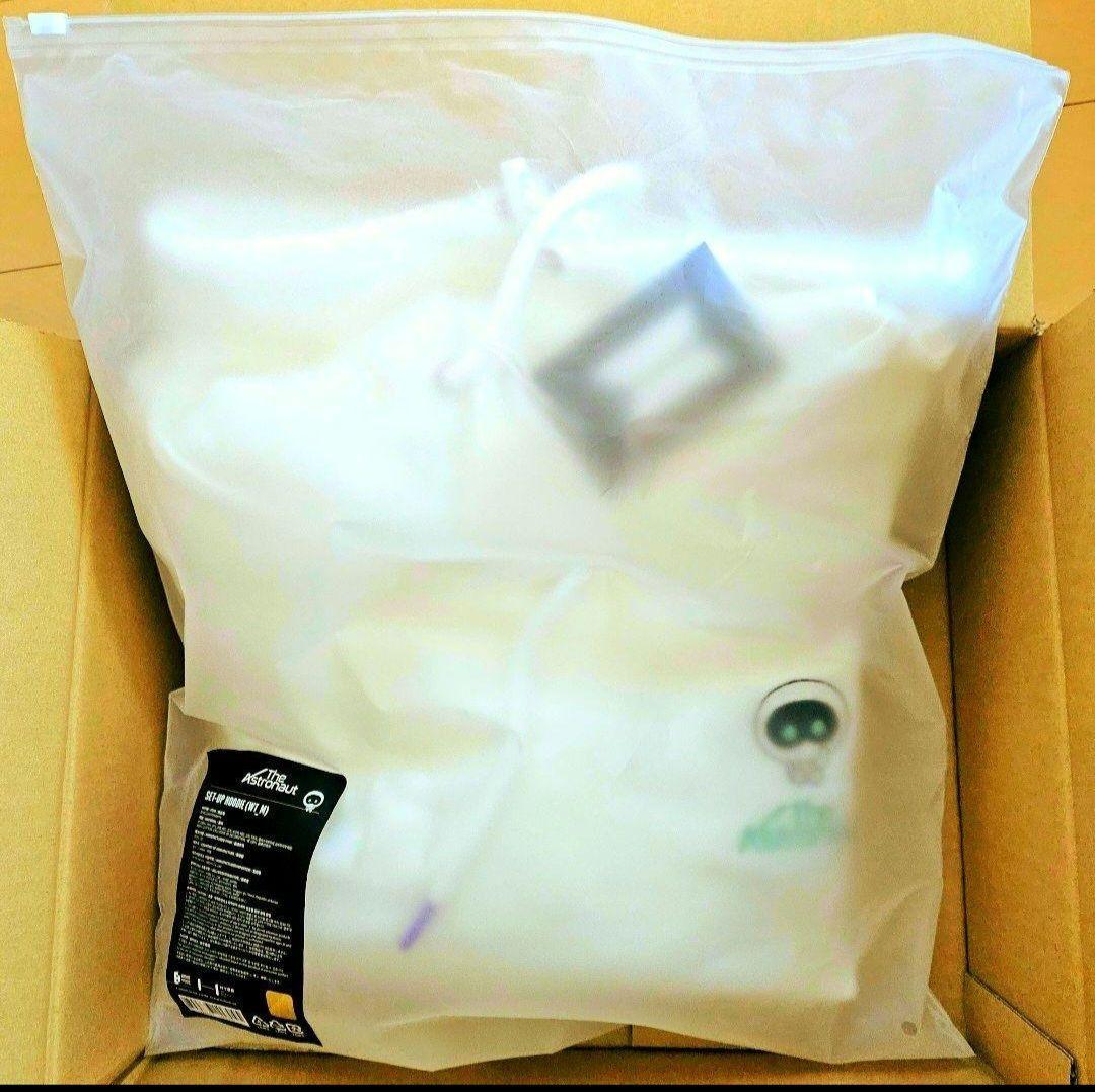 BTS ジン The Astronaut ウット フーディ L【新品】 - メルカリ