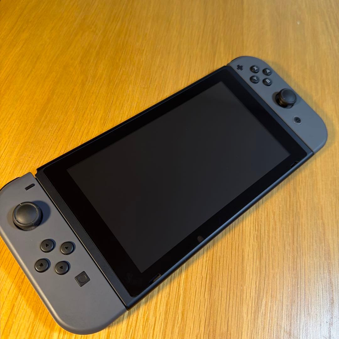 Nintendo Switch グレー 本体 付属品付き - メルカリ
