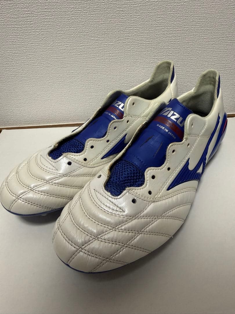 Mizuno サッカースパイク モレリアネオ　初代ラストカラー27.5cm 美品 モレリアネオIV β JAPAN(サッカー／フットボール)|P1GA254037|シューズ