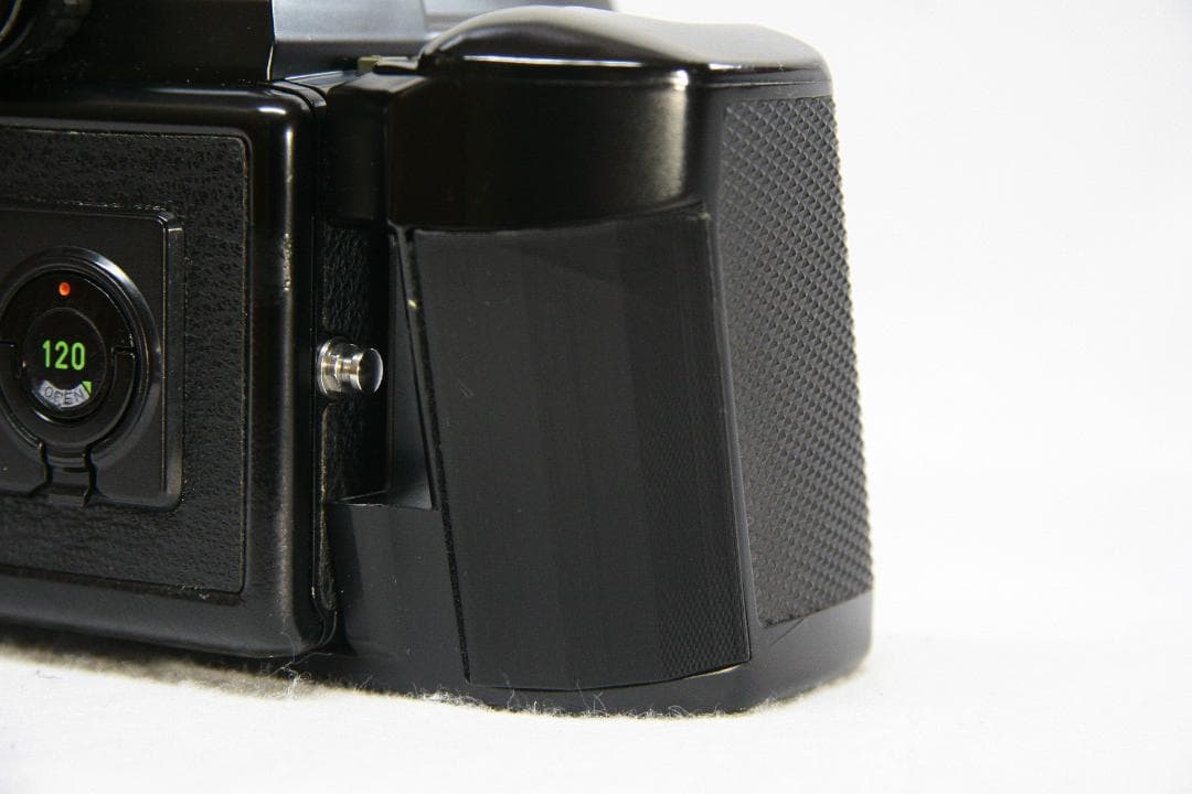 ペンタックス 645用バッテリーホルダー - メルカリ