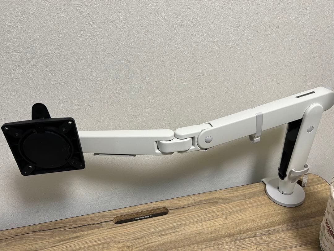 【美品】Herman Miller ハーマンミラー　オーリン【白】 オーリンデュアルモニターアーム | ハーマンミラーストア