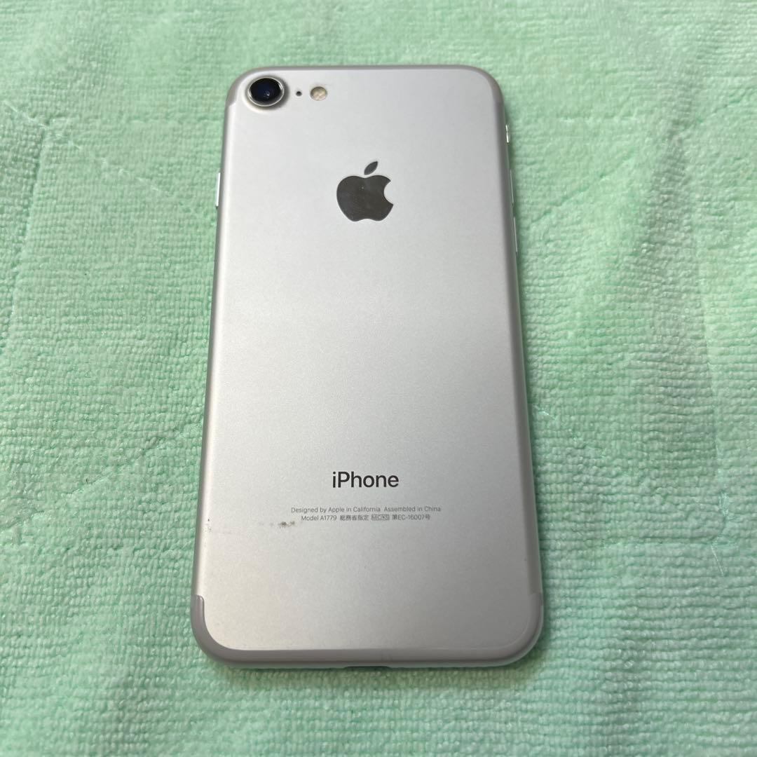 Apple iPhone 7 シルバー 32GB SIMフリー - メルカリ