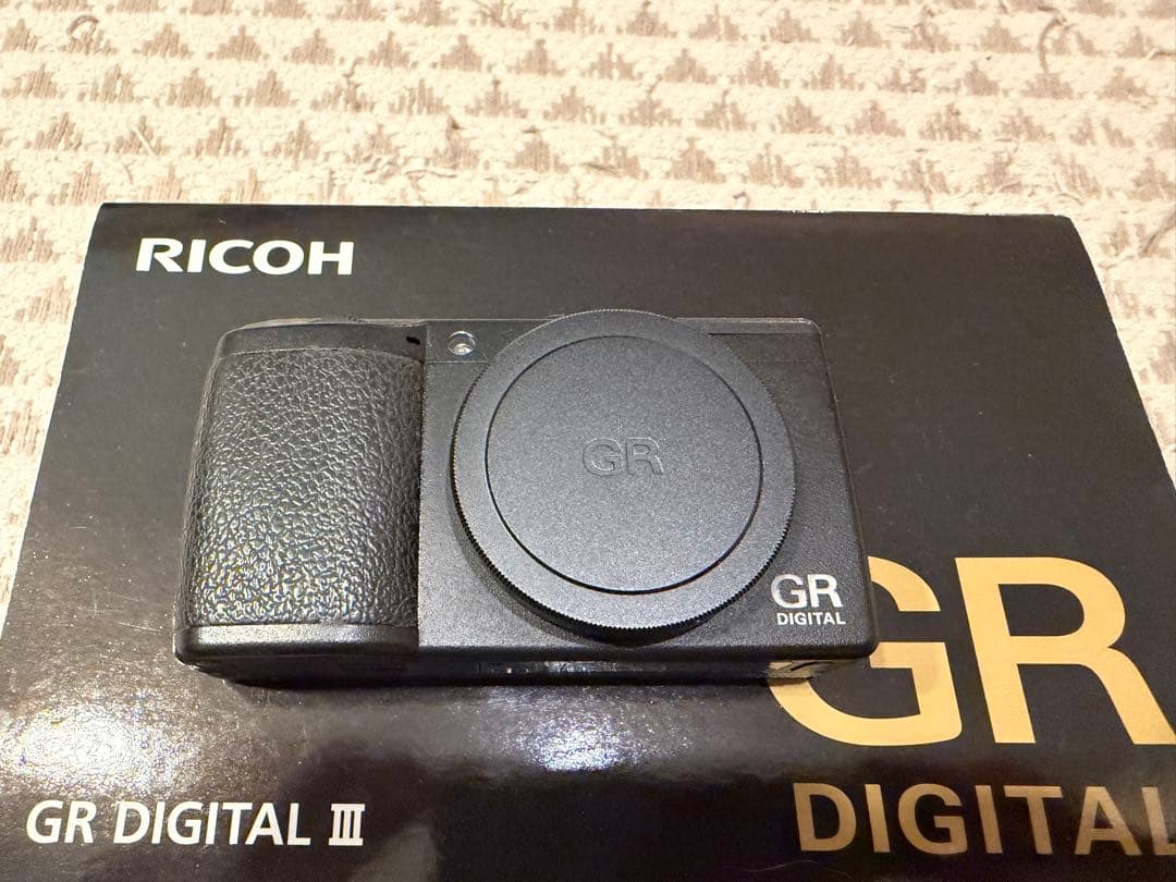RICOH GR DIGITAL III コンパクトデジタルカメラ リコー GR DIGITAL III 価格比較 - 価格.com